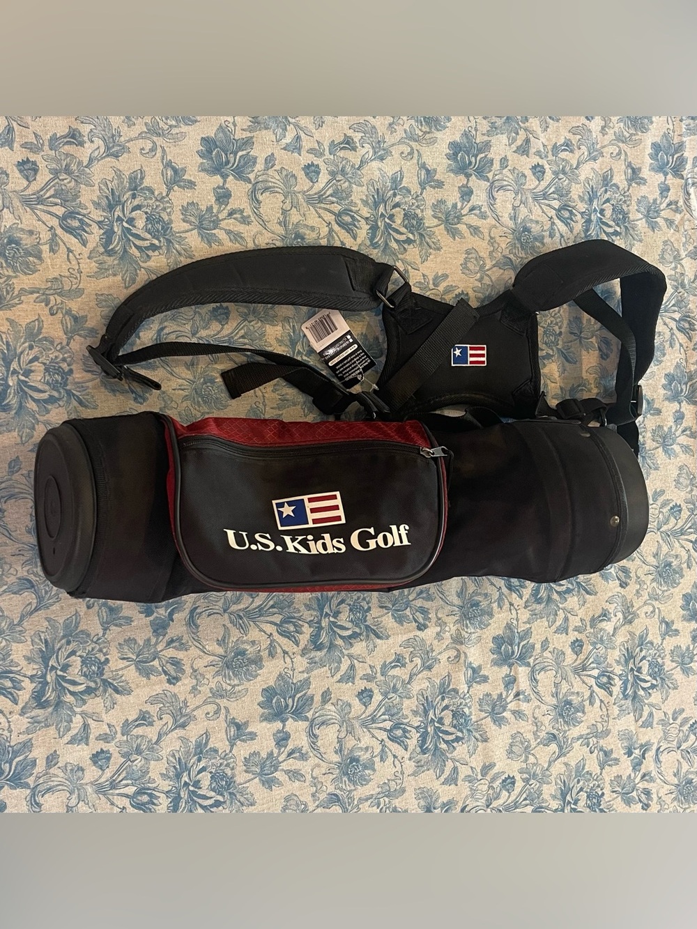 NWT US Kids Golf Ultralight Carry Bag 20 Inch Junior Youth Black Red Dual Strap